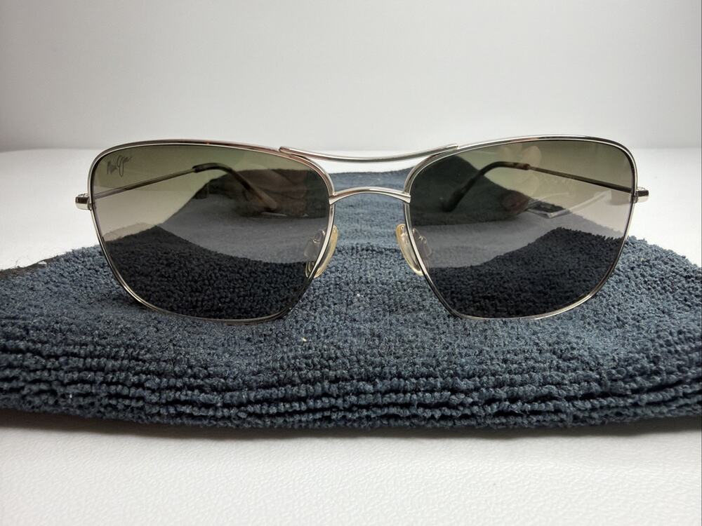 VTG Maui Jim Wiki Wiki Gray Lens MJ-246-17 Silver Titanium Aviator Sunglasses